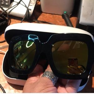 😎Authentic Oversized Polarized Gucci Sunglasses😎